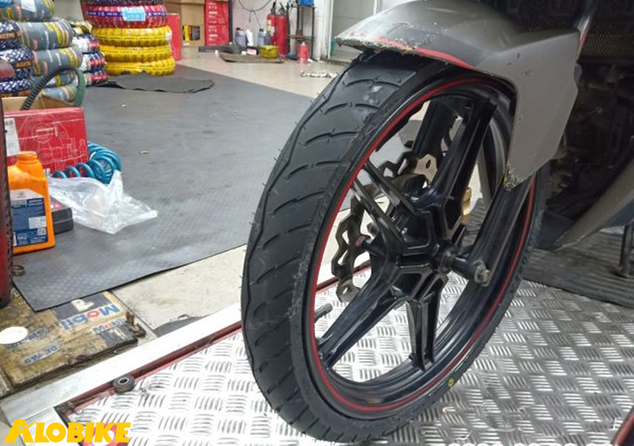 c&aacute;c d&ograve;ng sản phẩm dunlop cho xe exciter 135