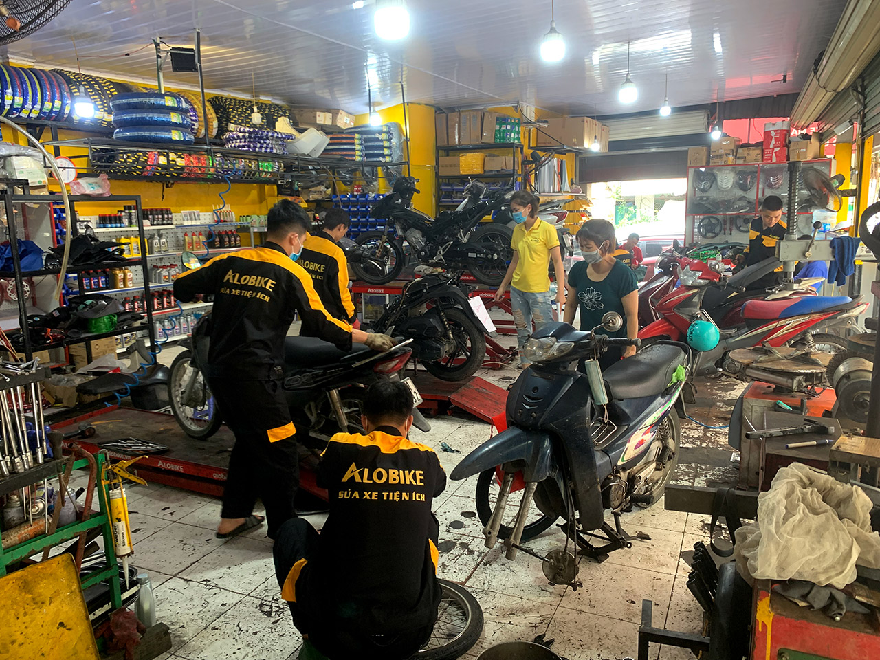 Alobike - Địa chỉ thay lốp uy t&iacute;n với gi&aacute; tốt