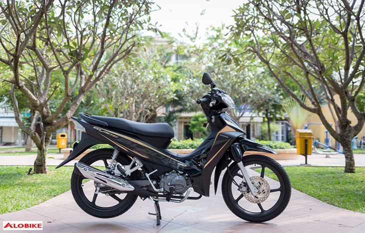 Motor Honda Blade Bekas Injeksi Tahun 2015 Normal Pajak Panjang Lengkap di  Yogyakarta  TribunJualBelicom