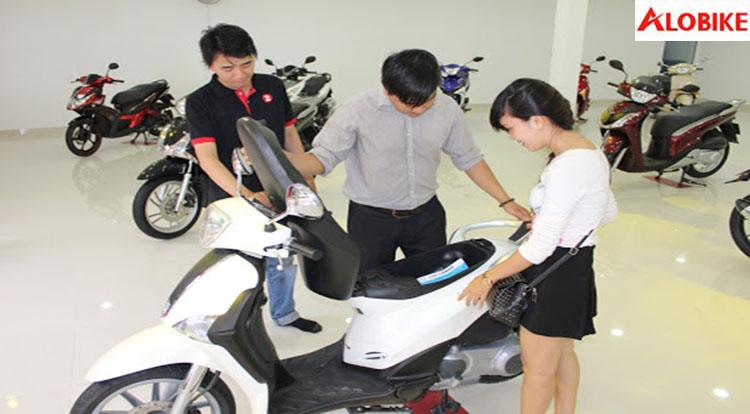 Những lưu ý khi mua xe máy cũ trả góp tại Hà Nội