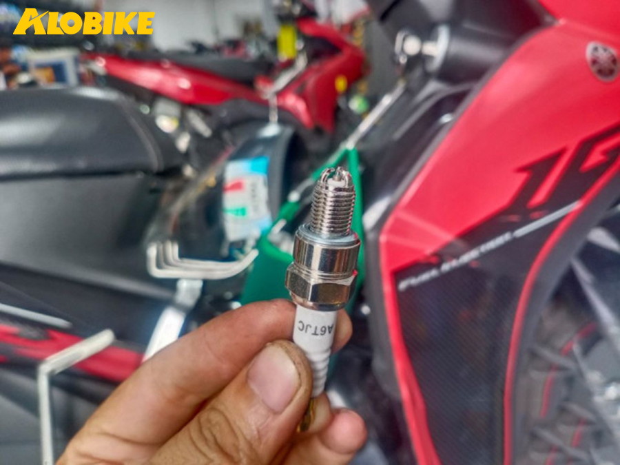 c&aacute;ch chọn mua bugi cho xe exciter 135