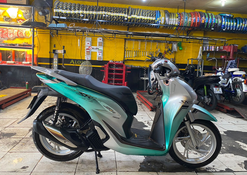 dán xe sh xanh bạc
