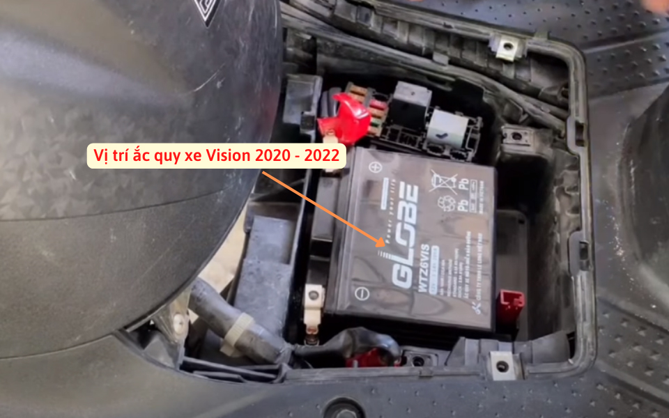 ắc quy xe vision