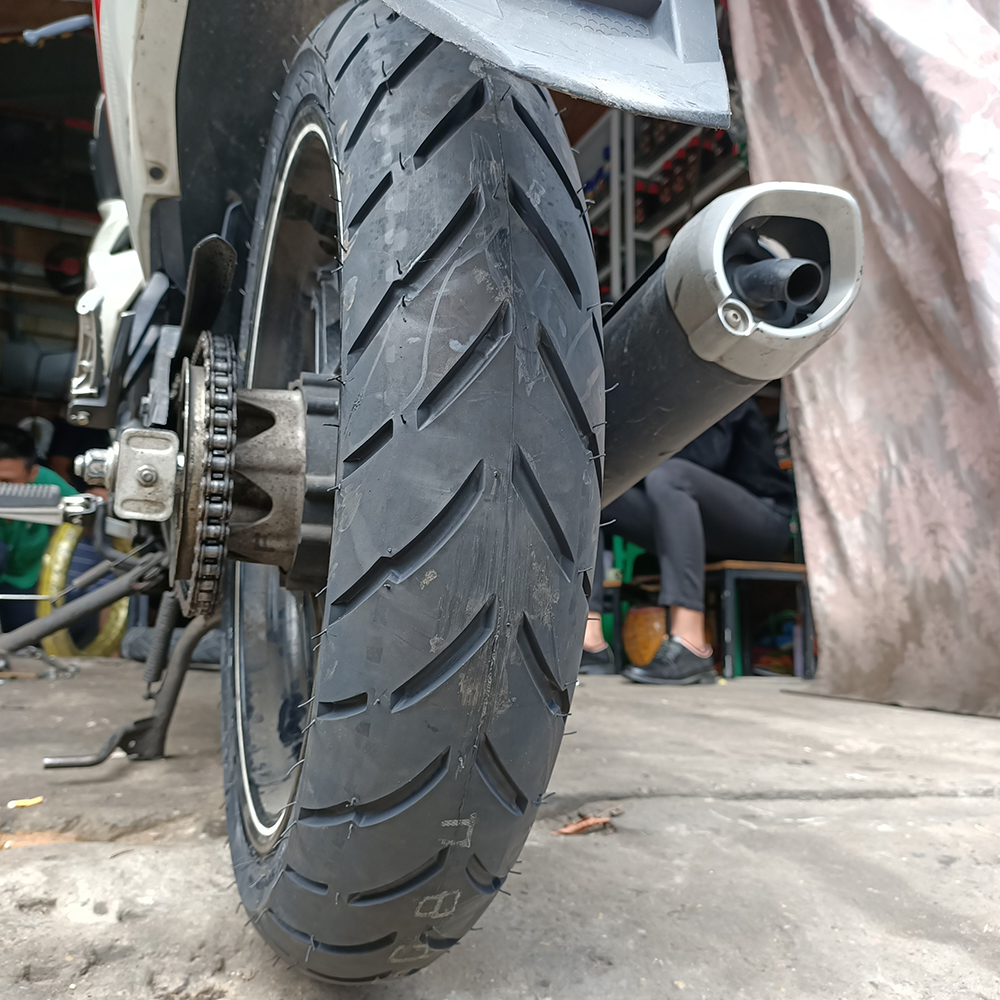 lốp xe winner