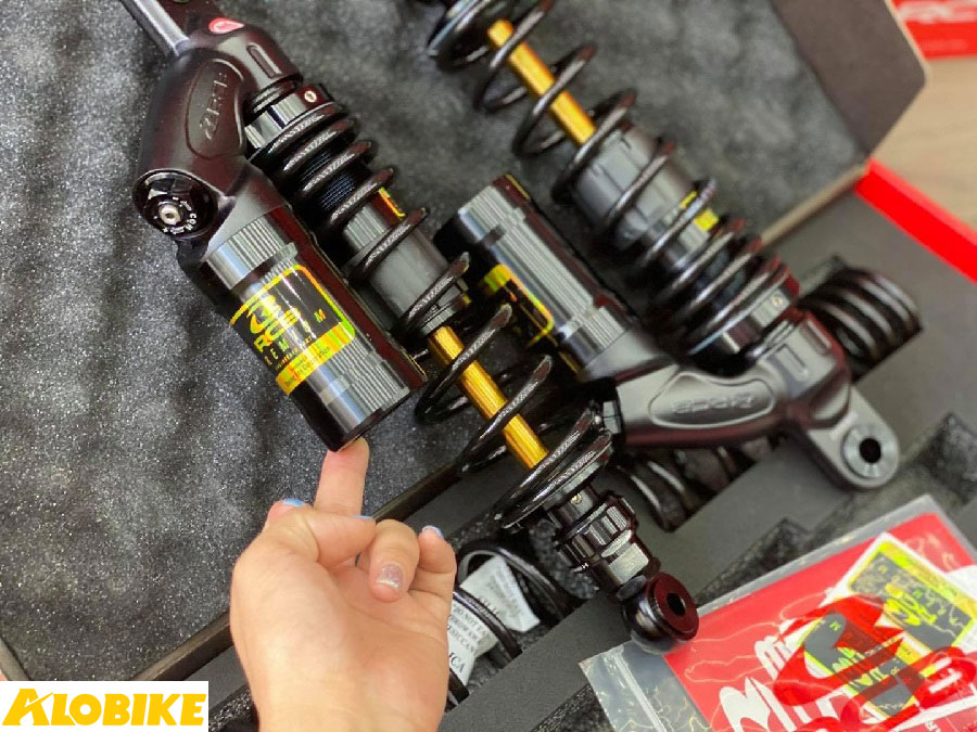 rcb l&agrave; h&atilde;ng phuộc nổi tiếng của malaysia 
