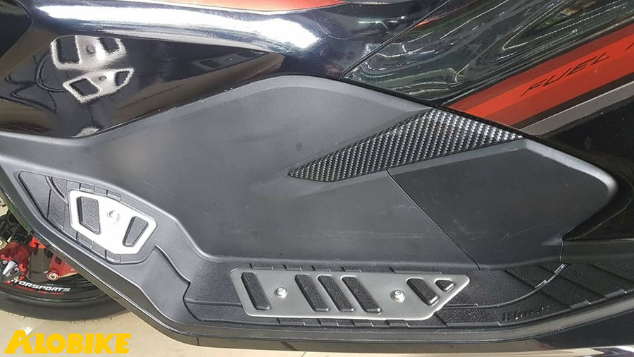 thảm để chân xe pcx giúp bảo vệ xe và tăng tính thẩm mỹ