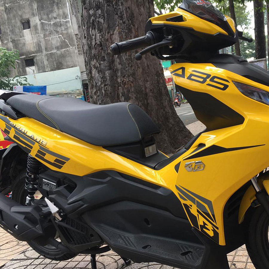 Bộ nhựa Air blade 125 2013 - 2015 màu vàng đen
