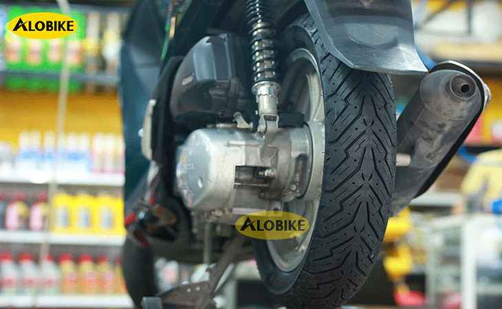 Pirelli Angel Scooter 90/80-14