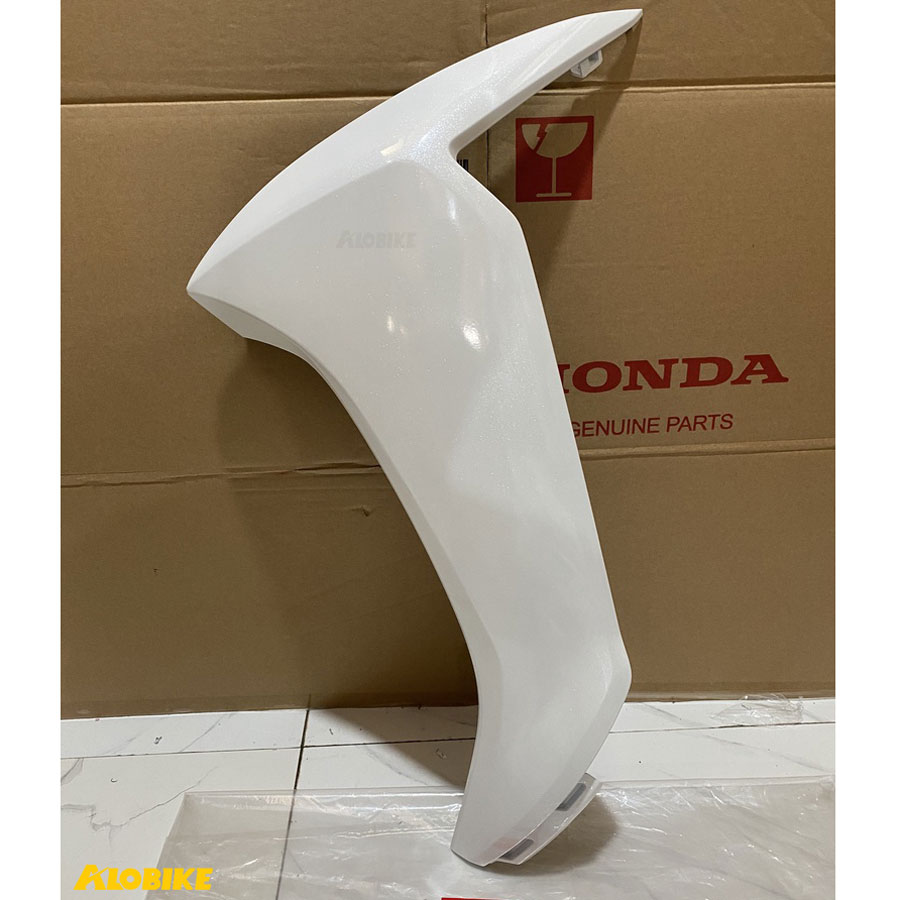 Cánh yếm trái Lead 125